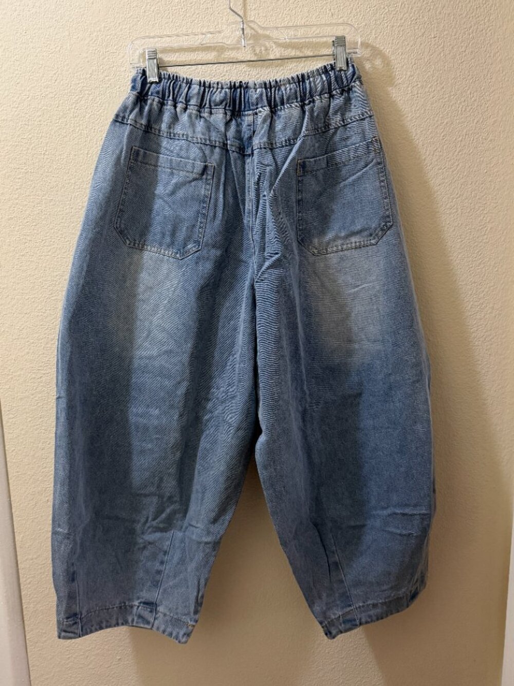 Women's Wide Leg Baggy Jeans - Picture 7 of 10